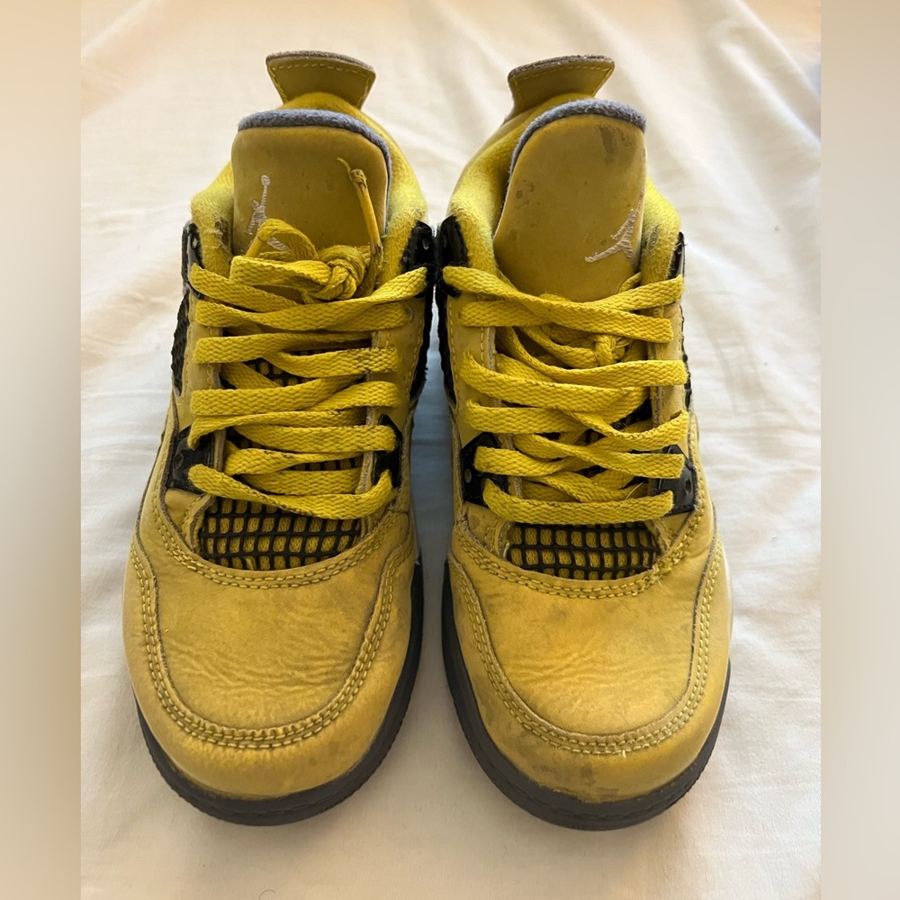 Jordan 4 yellow and blue
